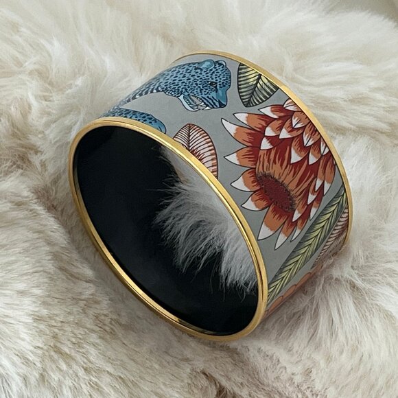Hermes Enamel Tiger Print Bangle - Picture 7 of 10